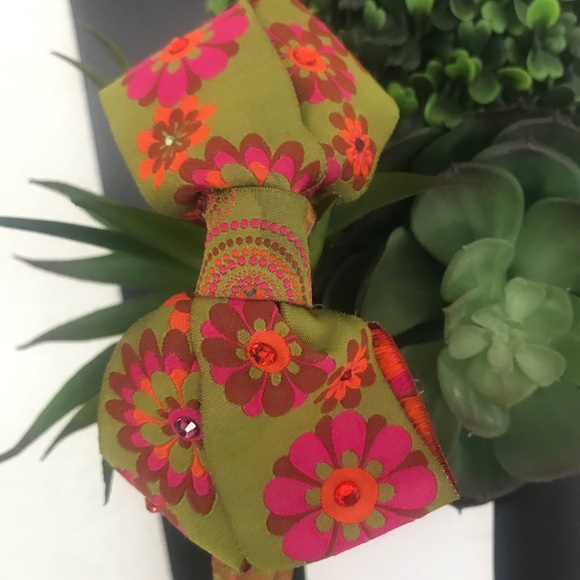 Meghan LA Girl Headband - Picture 6 of 7